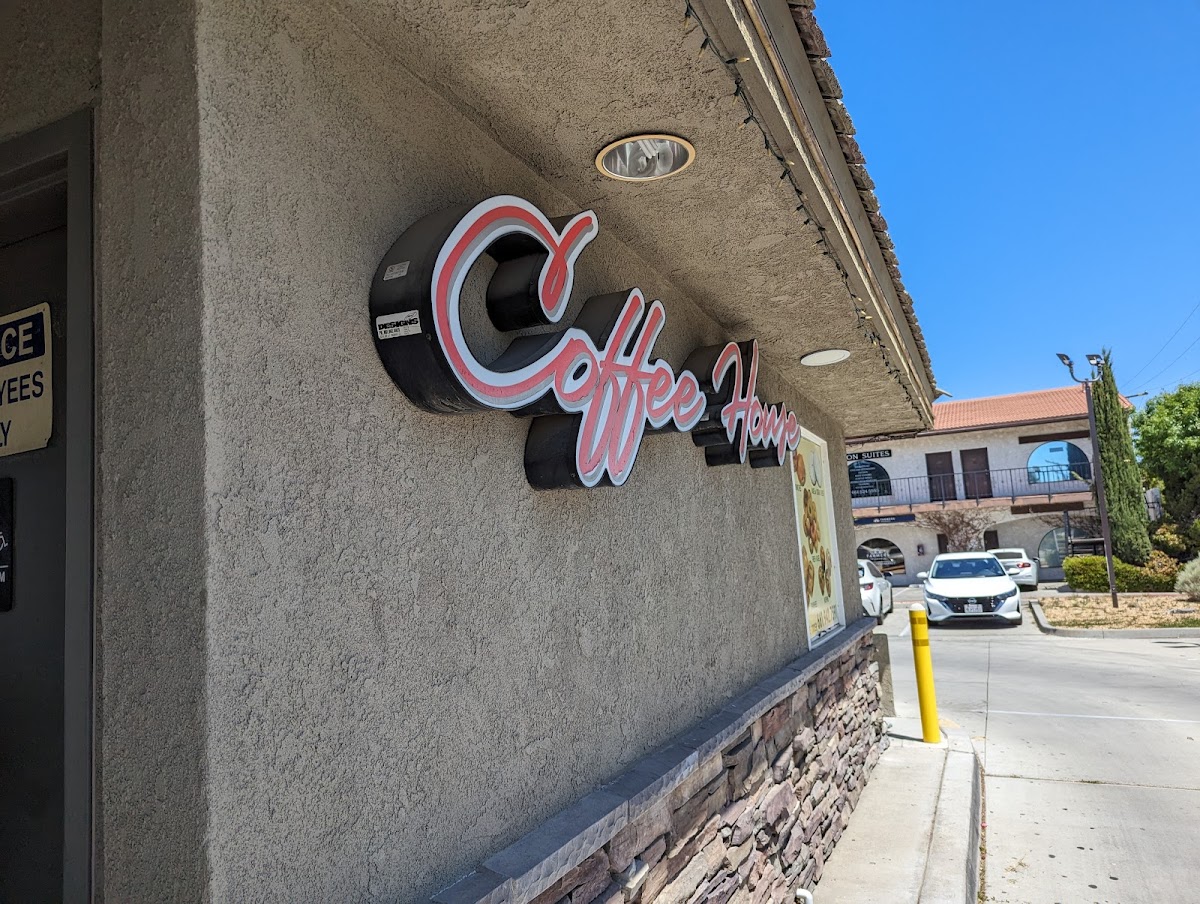 Liquid Bean Coffee House